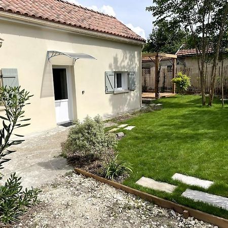 Petite Maison Avec Jardin Au Calme Floirac  Zewnętrze zdjęcie
