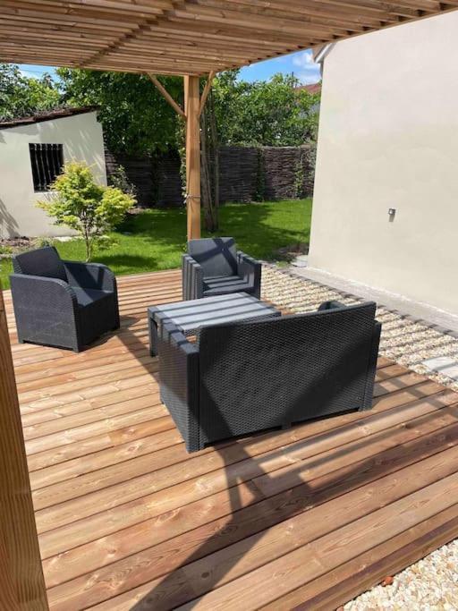 Petite Maison Avec Jardin Au Calme Floirac  Zewnętrze zdjęcie