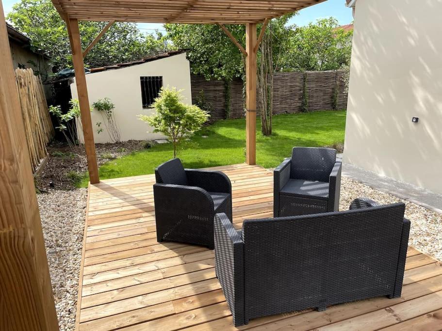 Petite Maison Avec Jardin Au Calme Floirac  Zewnętrze zdjęcie